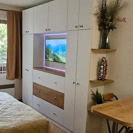 Apartmanovy Dom Kamzik Apt. 16