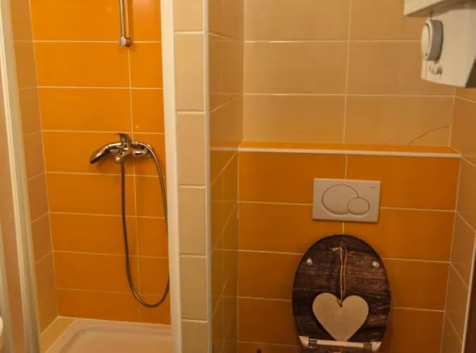 Appartement Apartmanovy Dom Kamzik Apt. 16 *